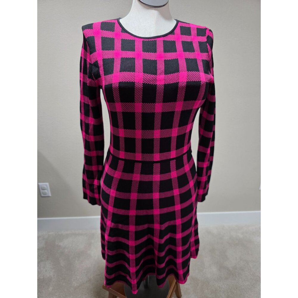 Pink & Black Plaid Long-Sleeve Cutout Dress Fitted Waist Round Neckline Stretch